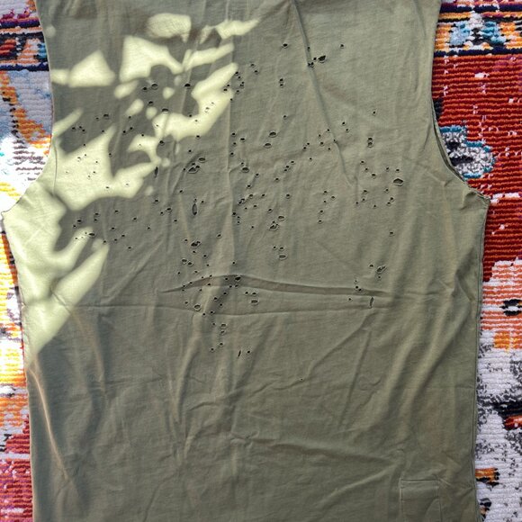 SATISFY RUNNING MOTH-TECH SLEEVELESS SHIRT OLIVE GREEN SIZE L (SIZE 4) - Picture 2 of 5